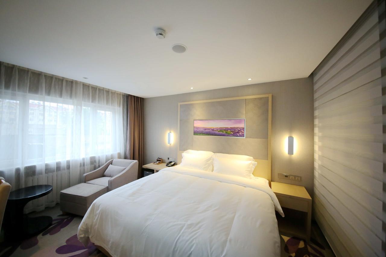 Lavande Hotel Qingdao North Station Shop Exteriör bild